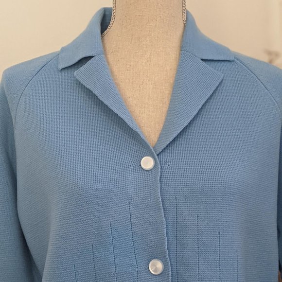 Vintage baby blue cardigan with collar - Picture 3 of 8